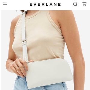 Crossbody bag in bone color!